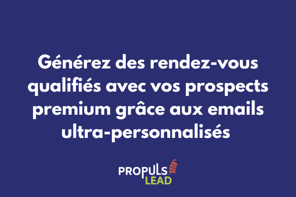 Consultant analysant une séquence d'emails personnalisés pour prospection high ticket avec indicateurs de performance