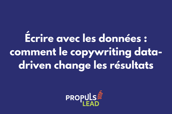 Copywriter analysant un tableau de bord de métriques de performance pour optimiser le contenu d'une page de vente