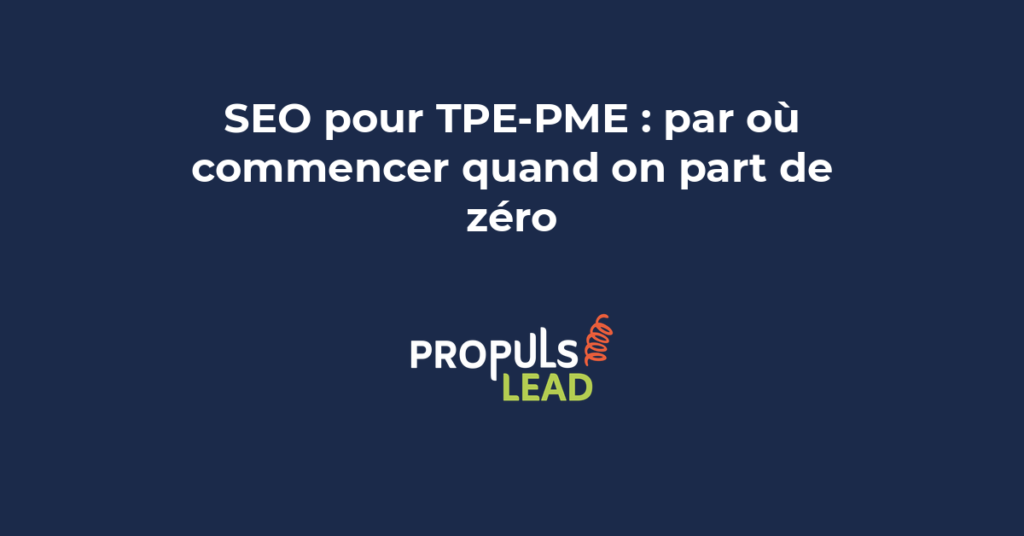 Dirigeant de TPE-PME consultant un tableau de bord SEO simplifié montrant les premières positions Google et le trafic organique en progression