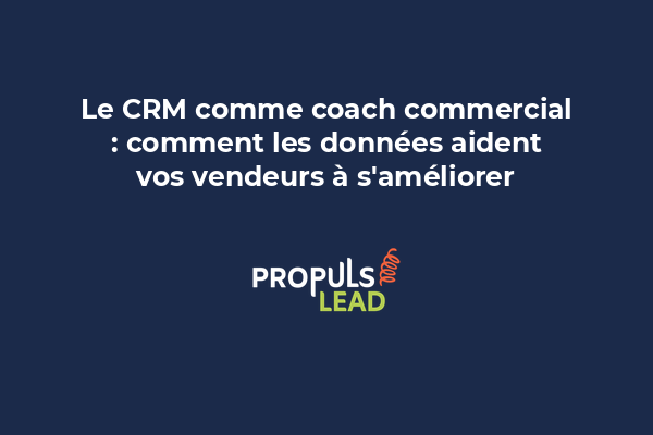 Manager analysant les données de vente d'un commercial dans un tableau de bord CRM pour améliorer la performance