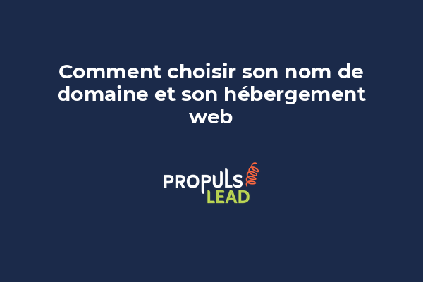Illustration d'une main tappant sur un clavier avec un globe terrestre et des serveurs en arrière-plan.